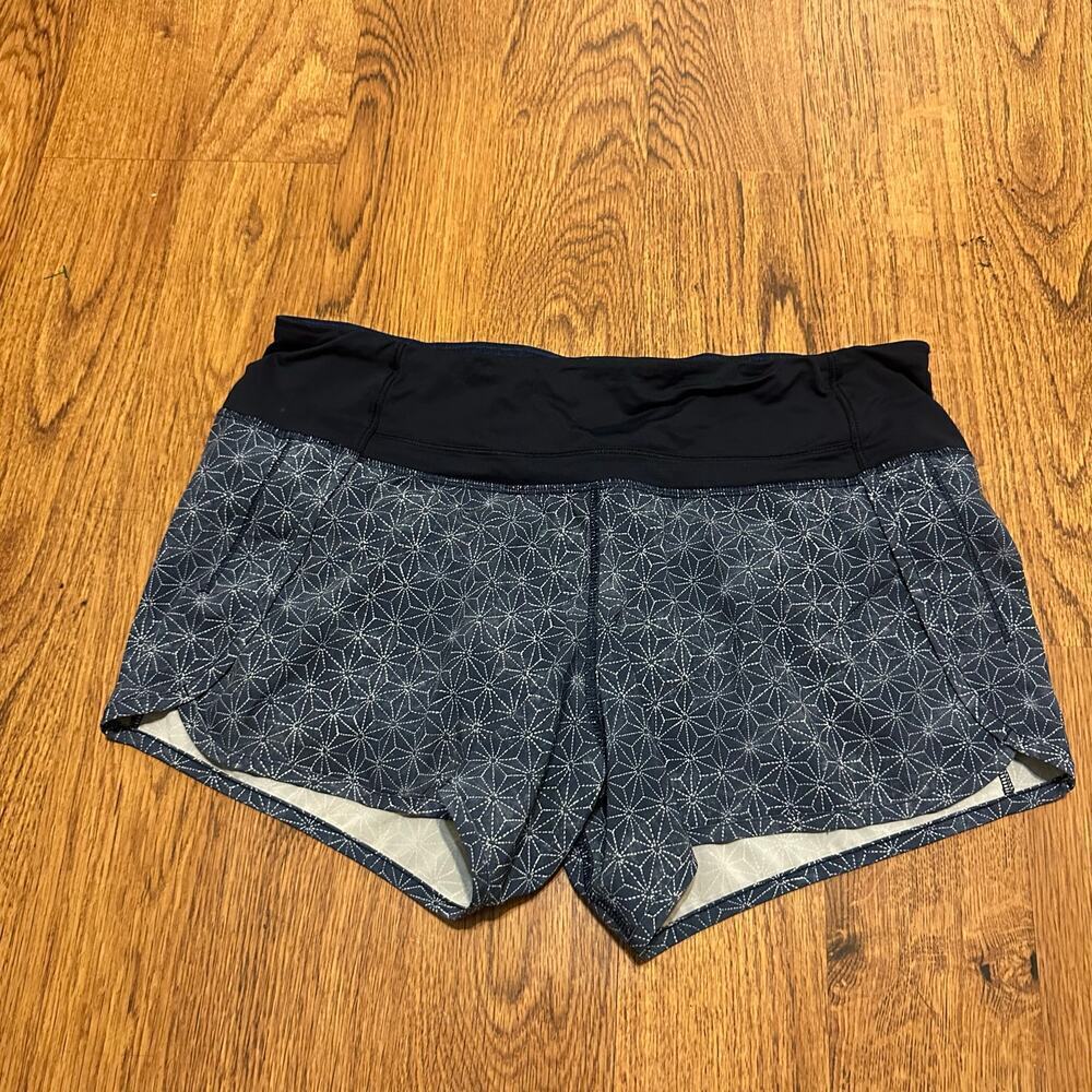 Lululemon blue running shorts sports yoga size 6 light weight women